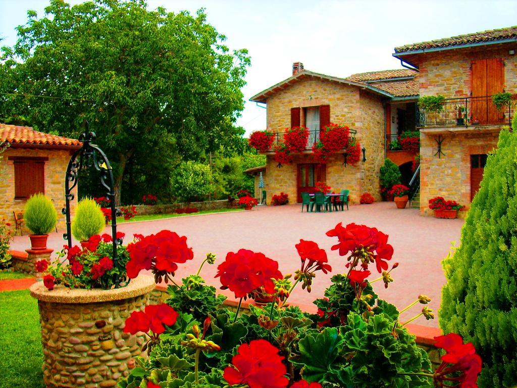 Aurora Villa Gubbio Exterior photo